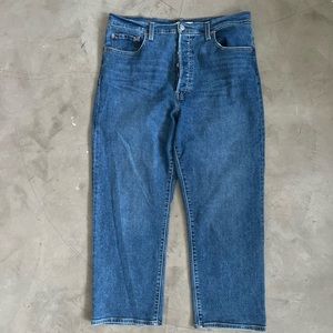 Levi’s ribcage straight ankle jean 33x27